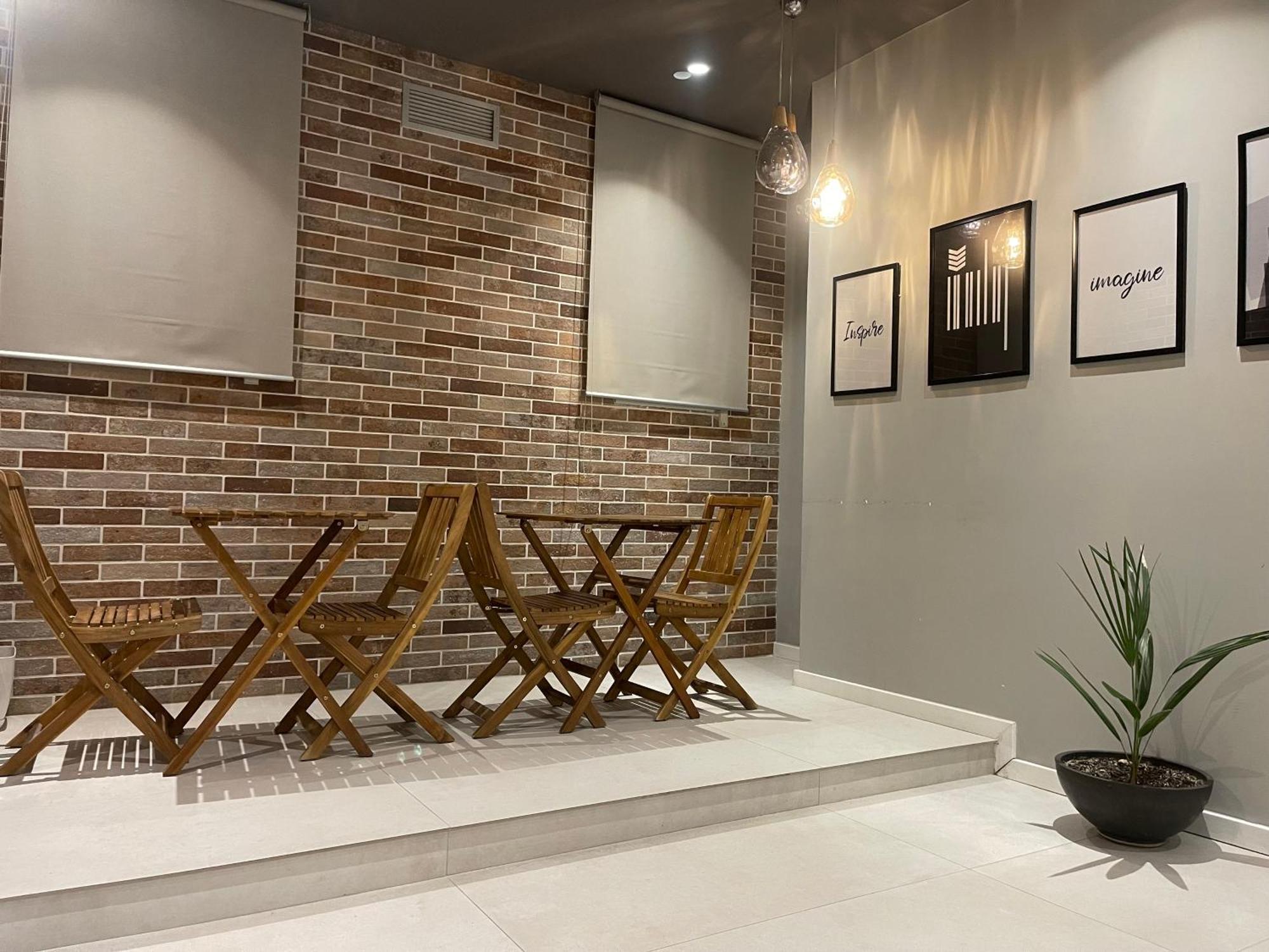 Retreat Apartments ティラナ エクステリア 写真